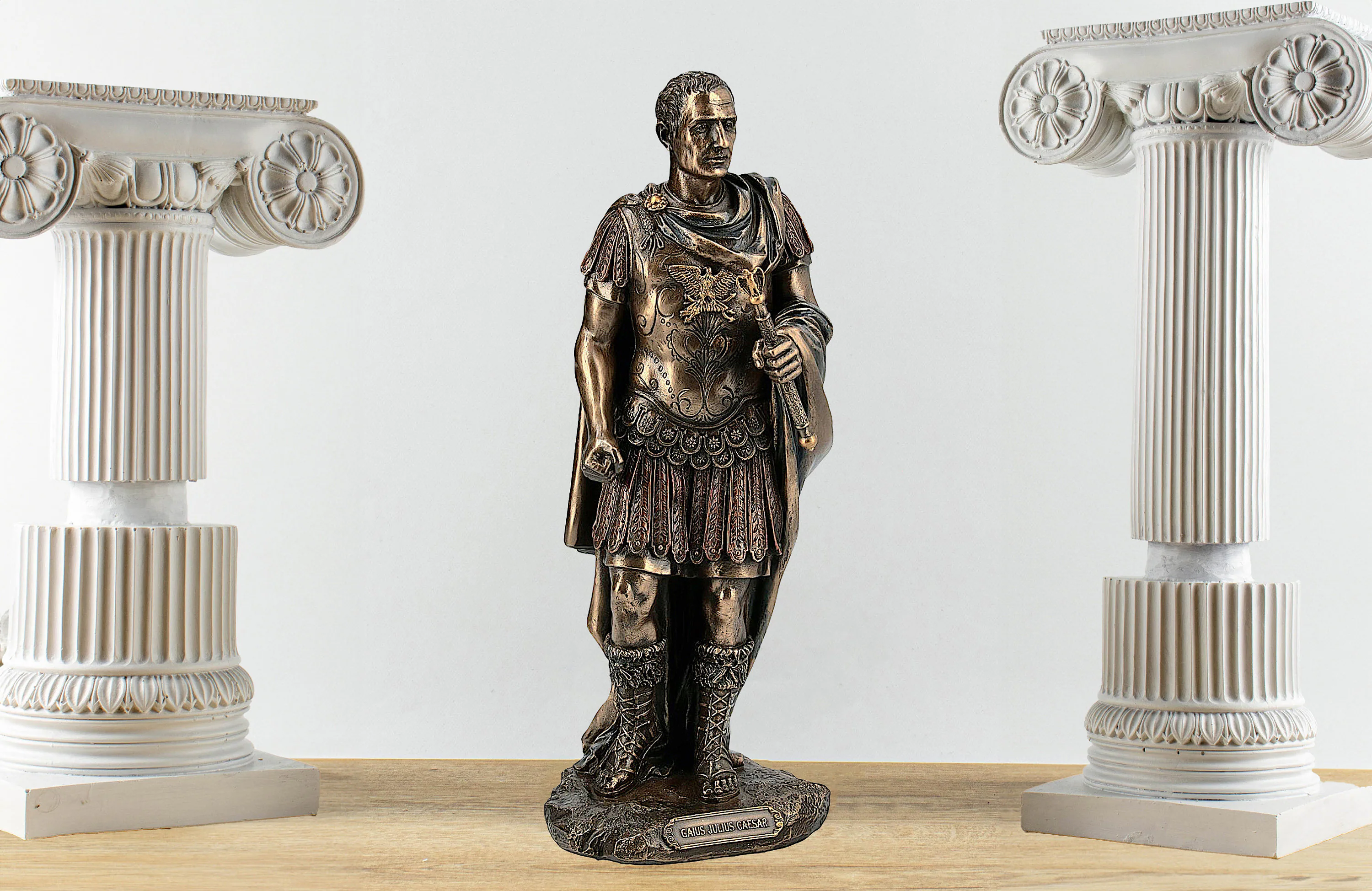 Exploring the Legacy of Julius Caesar Through Artifacts and Statues image